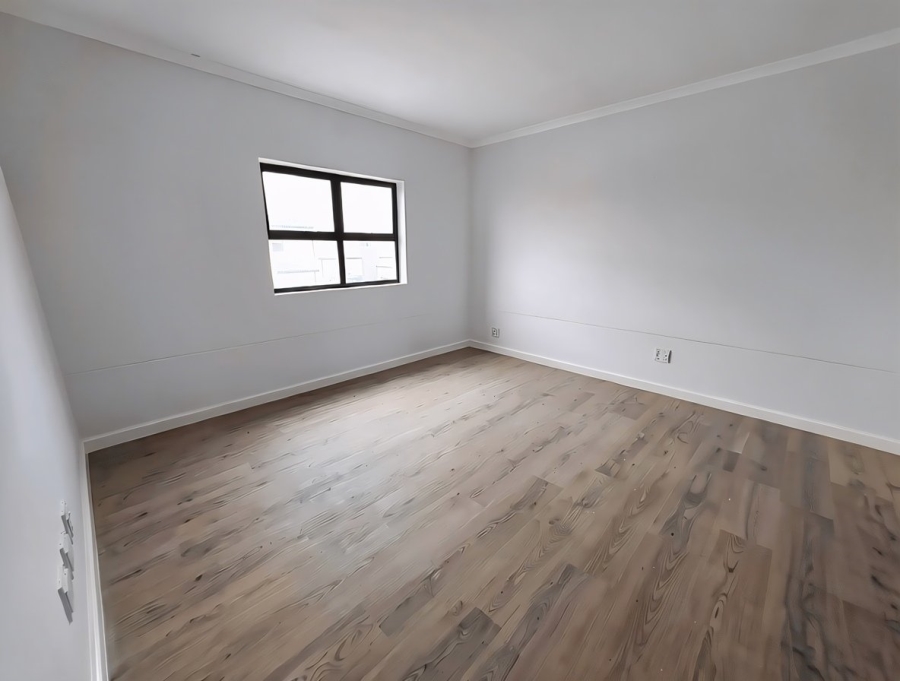 To Let 4 Bedroom Property for Rent in Sandown Western Cape